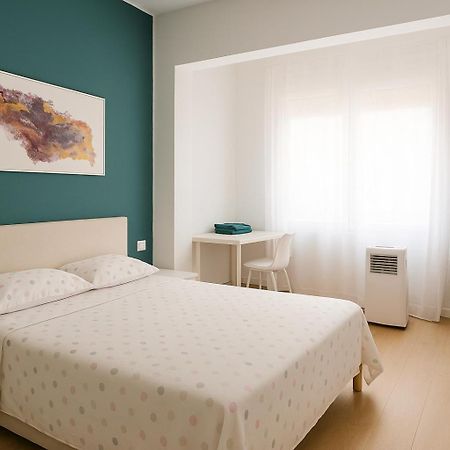 Una Isla En La Ciudad Castellón de la Plana Kültér fotó